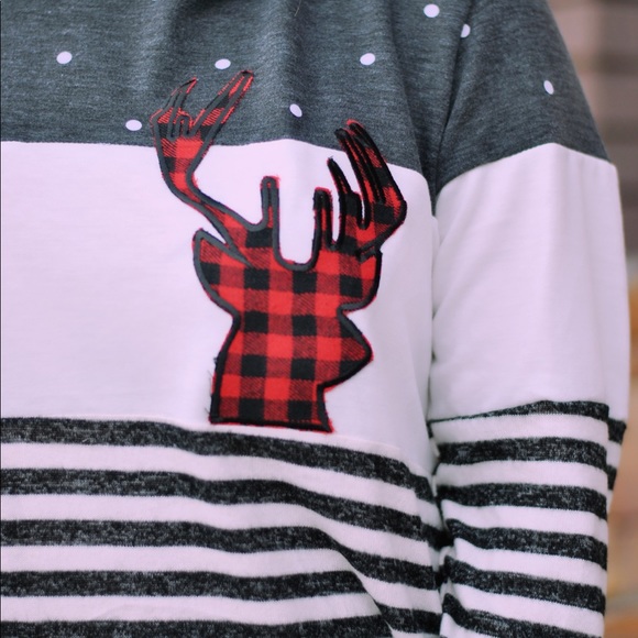 Xmas Is Arrived Hoodie - Picture 6 of 8